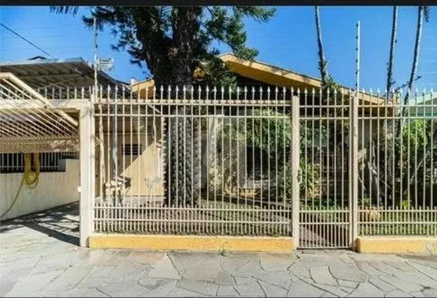 Casa com 3 Quartos à venda, 263m² – Porto Alegre